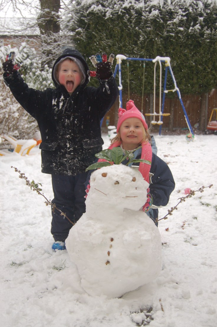 Rebekah and Mark by the snowwoman, 2nd February 2009